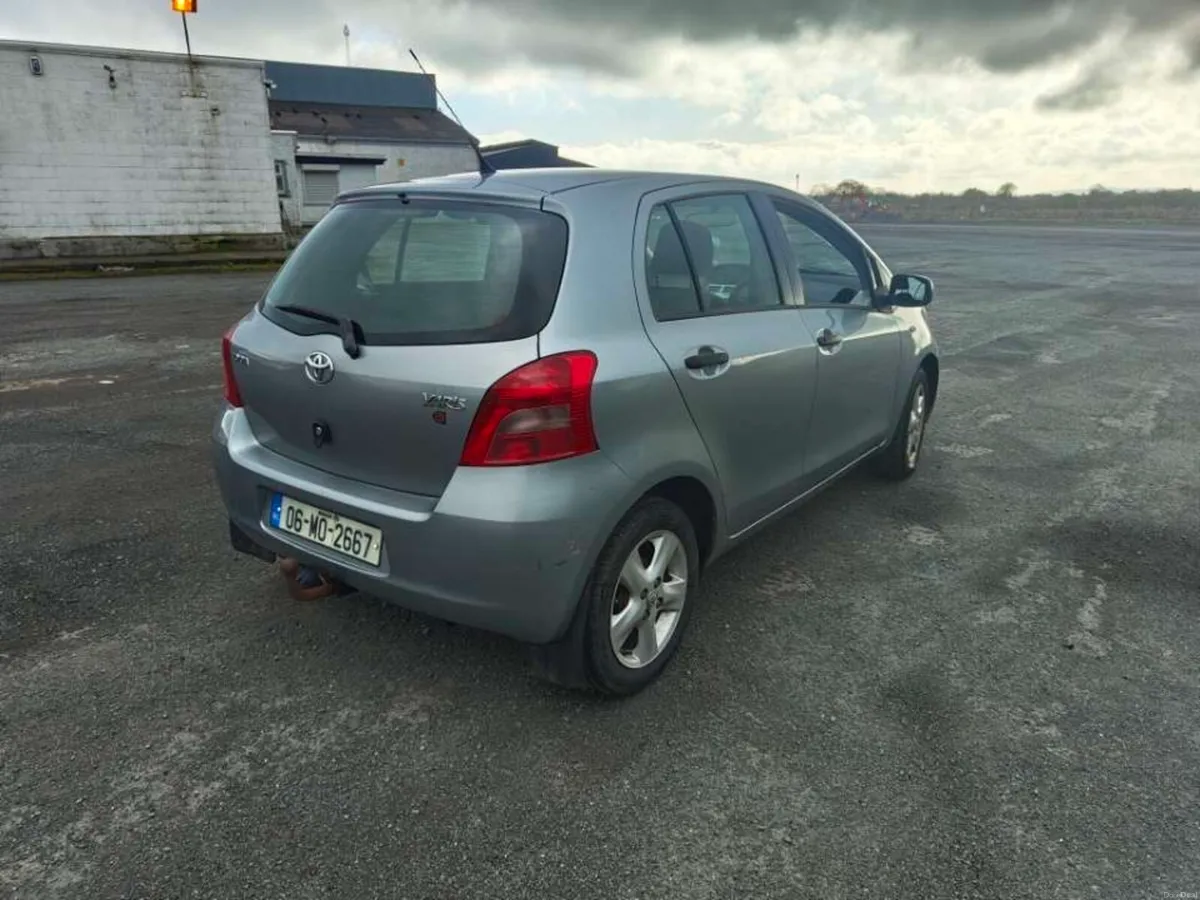 Toyota Yaris - Image 2