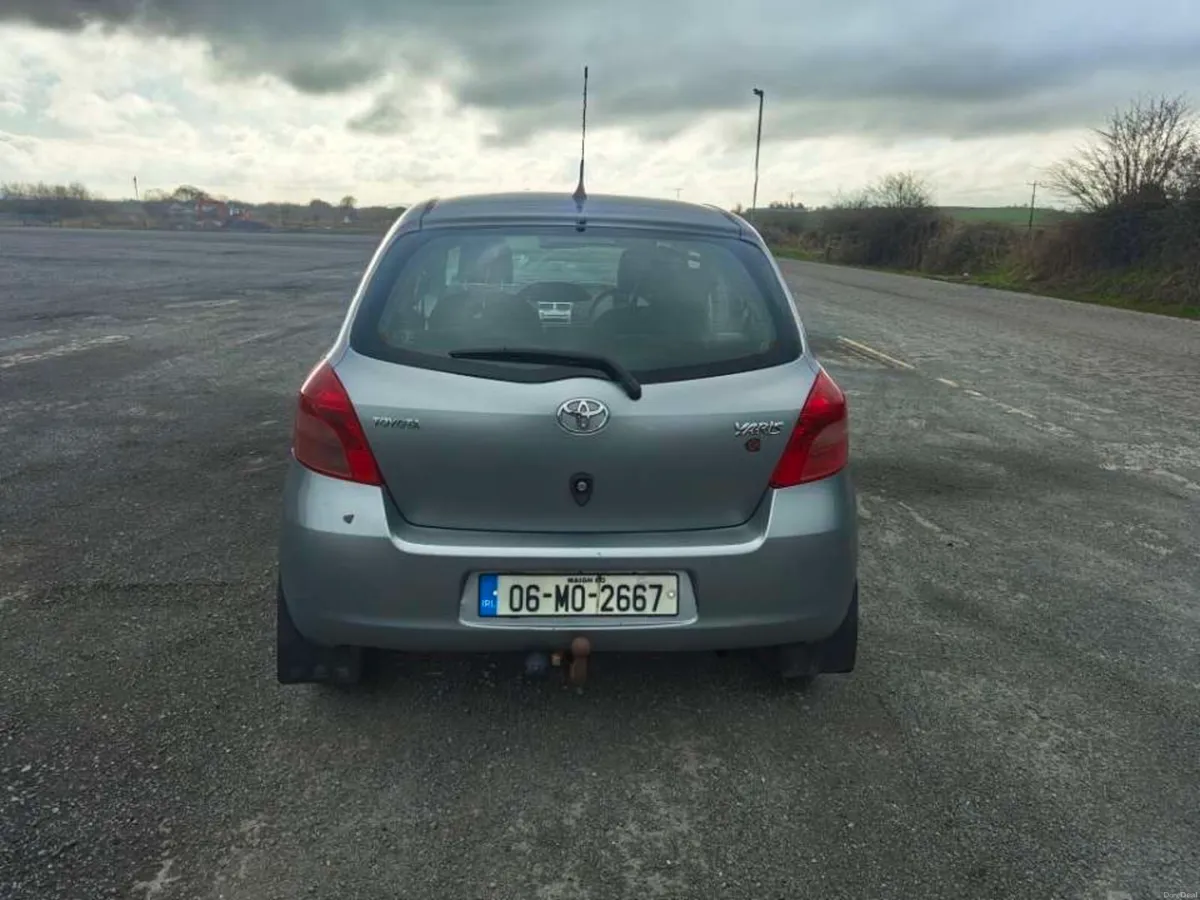 Toyota Yaris - Image 3