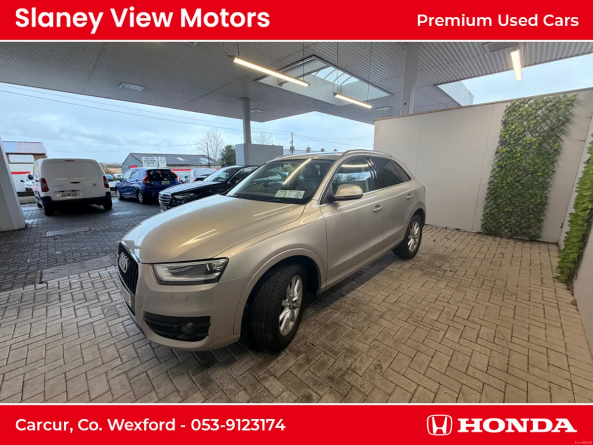 Audi Q3 2.0 TDI 140 QUATTRO SE 4DR - Image 2
