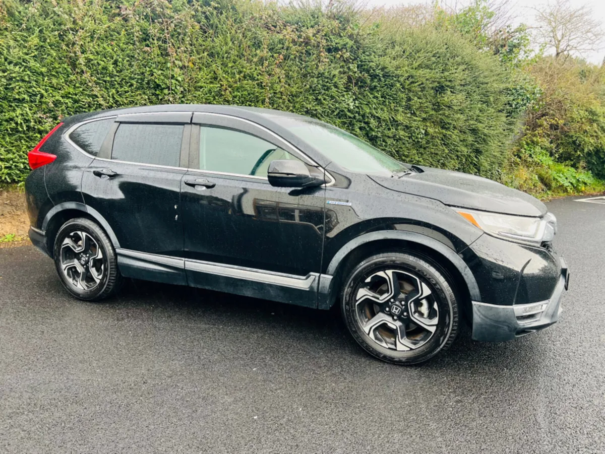 Honda CR-V 2019 // HYBRID //  LOW MILEAGE // AVAIL - Image 3