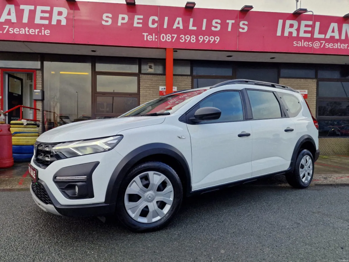 Dacia Jogger 1.0 TCE 110 BHP ESSENTIAL 7 SEATER - Image 3