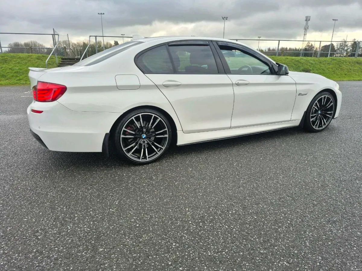 2013 BMW 520D M SPORT (MINT) - Image 4