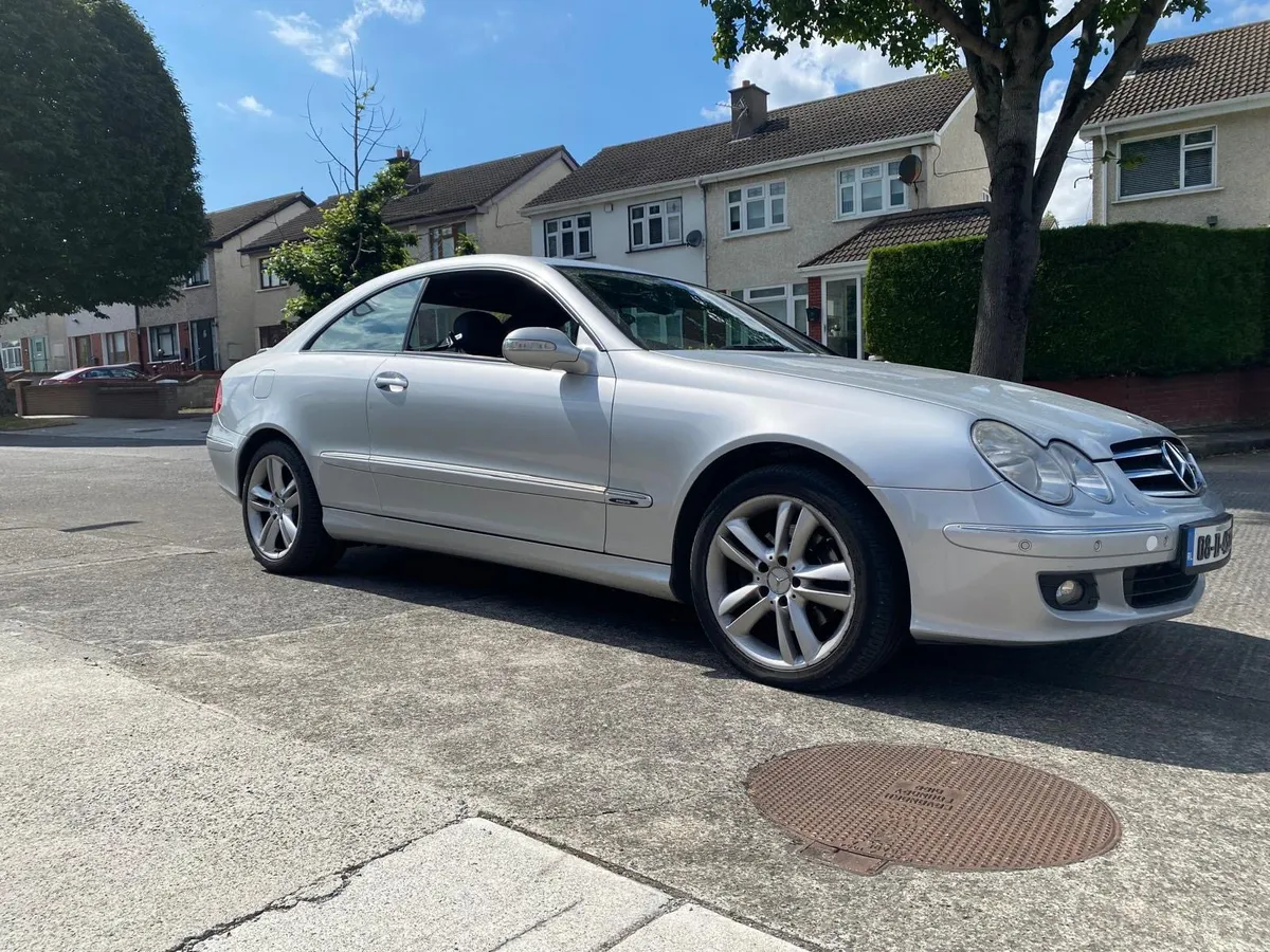 Mercedes-Benz CLK 2008 - Image 1