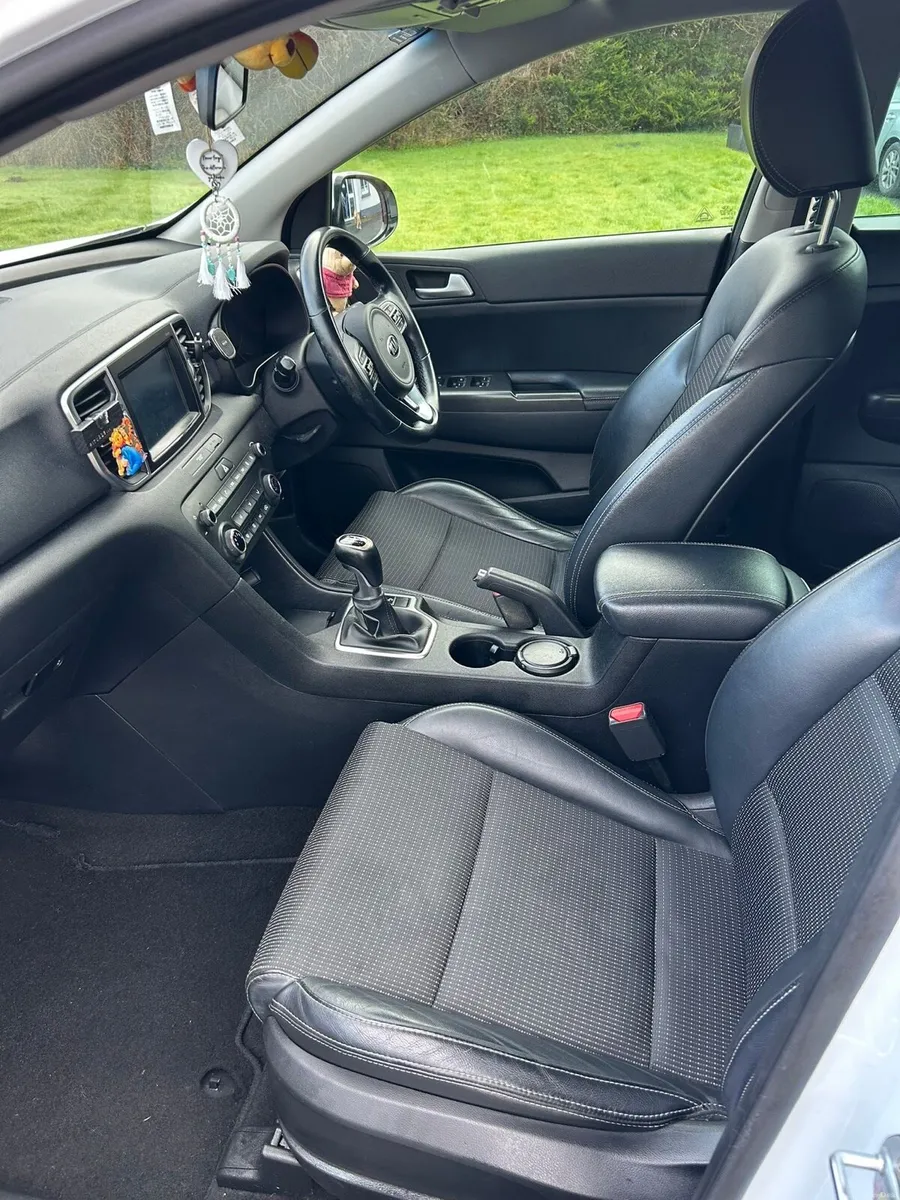 Kia Sportage 🔵New NCT &service - Image 4