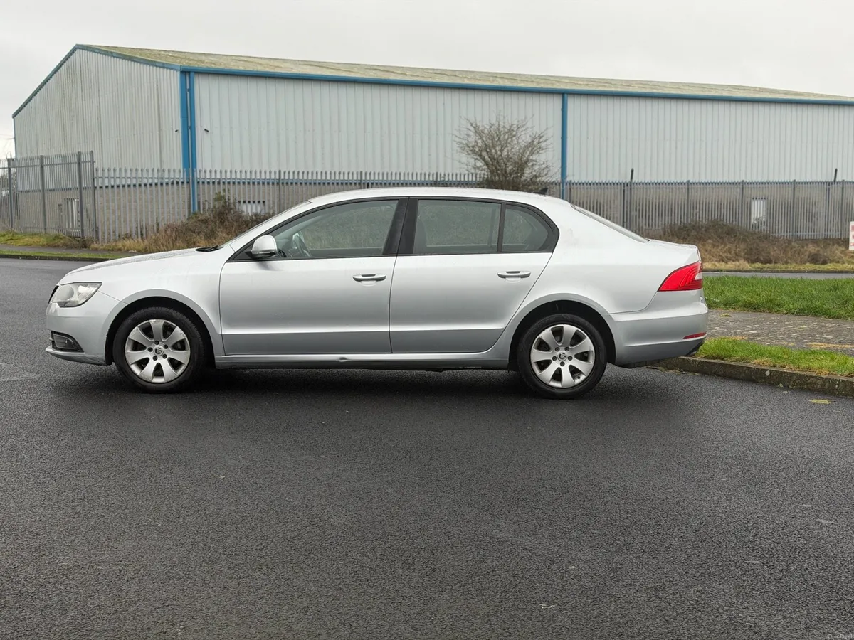 Superb 141 Low Miles NCT 03/27 - Image 4