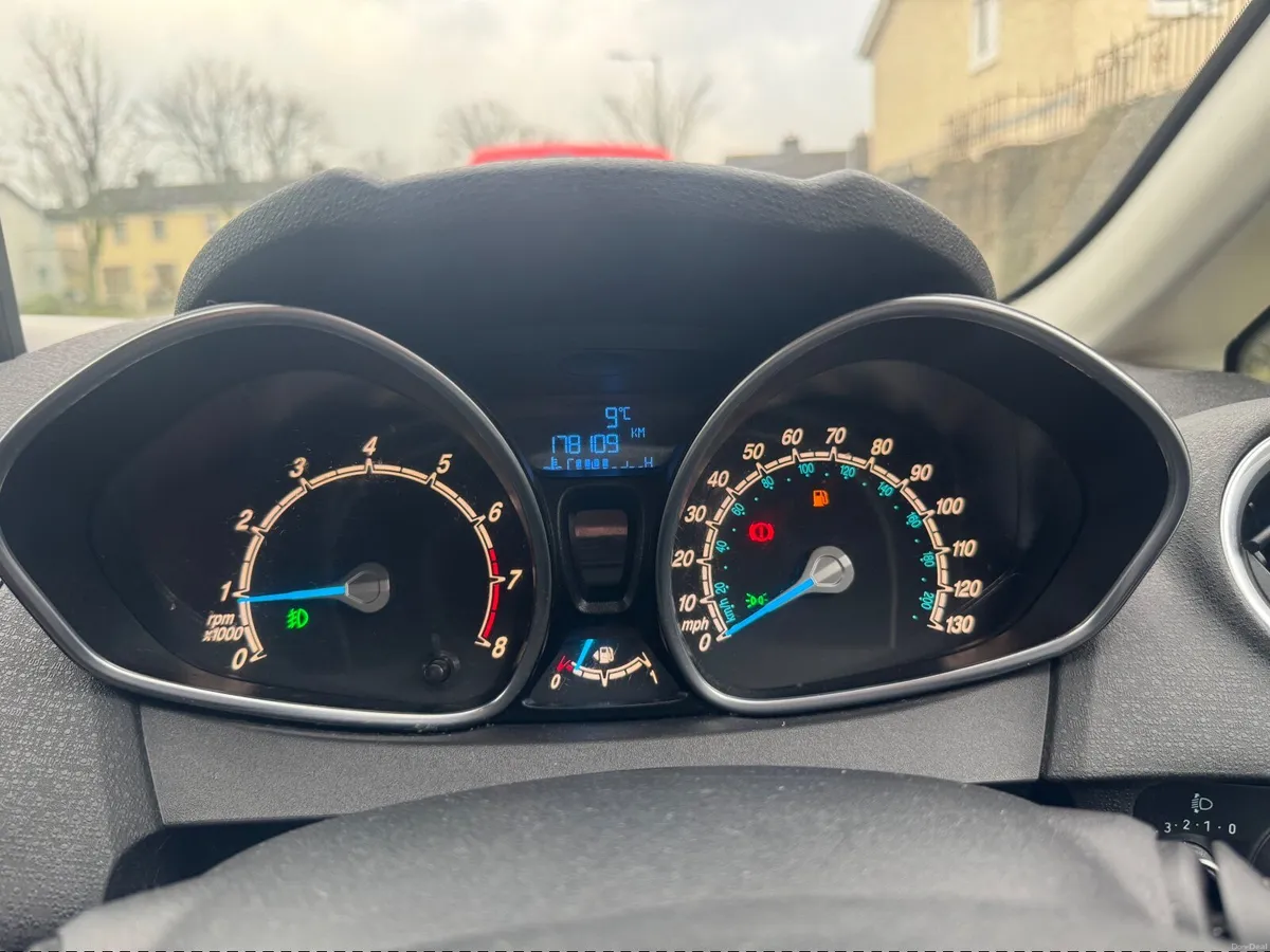 Ford Fiesta 2013 - Image 3