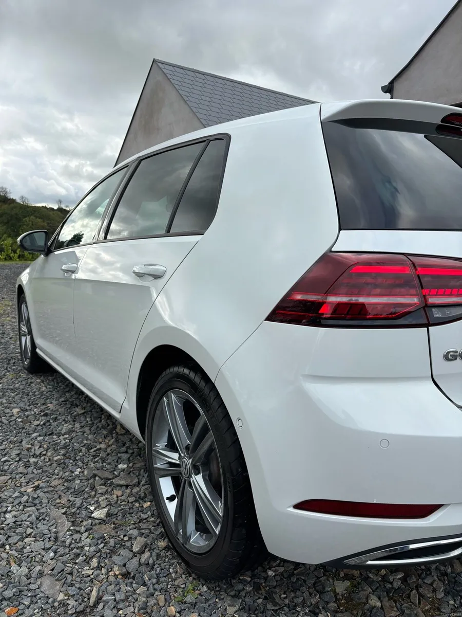 Volkswagen Golf 2.0TDI - Image 4