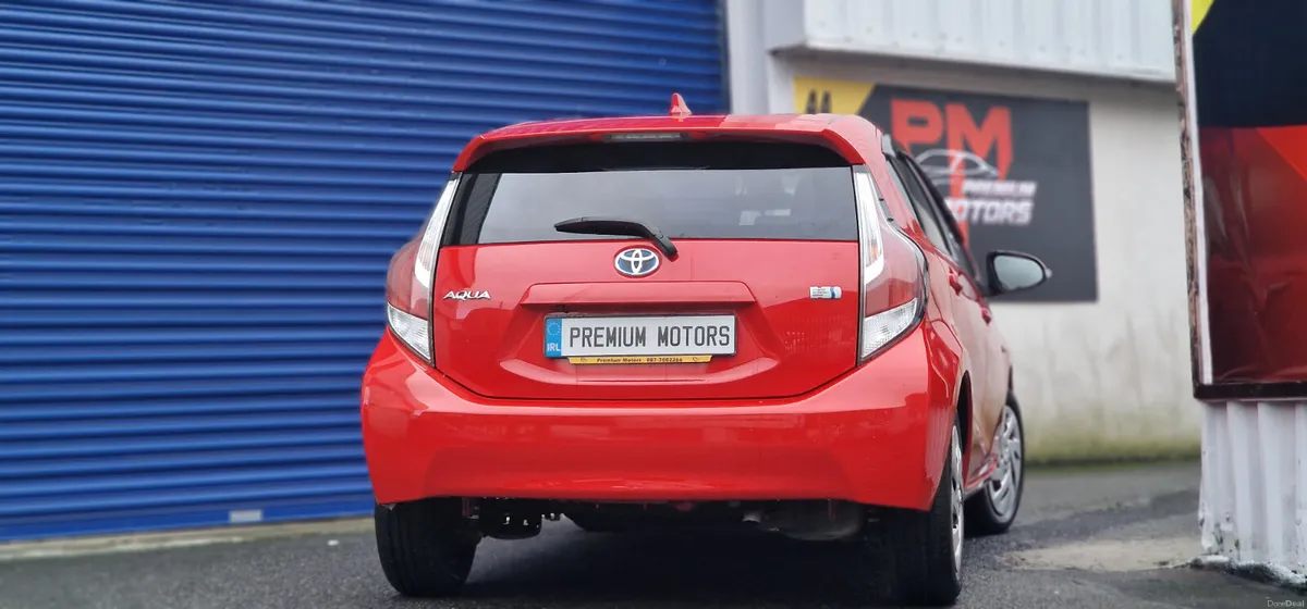 Toyota Aqua 2016 - Image 3