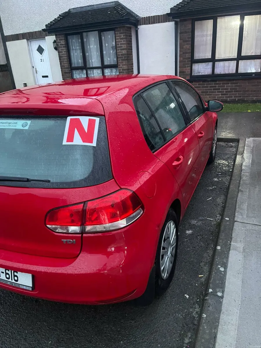 Volkswagon golf 2011 - Image 3