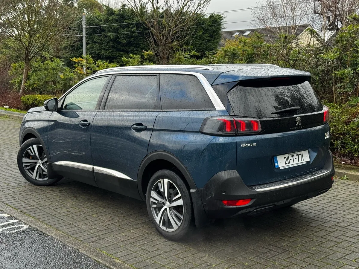 211 Peugeot 5008 ALLURE 1.5 Diesel 7 SEATS - Image 4