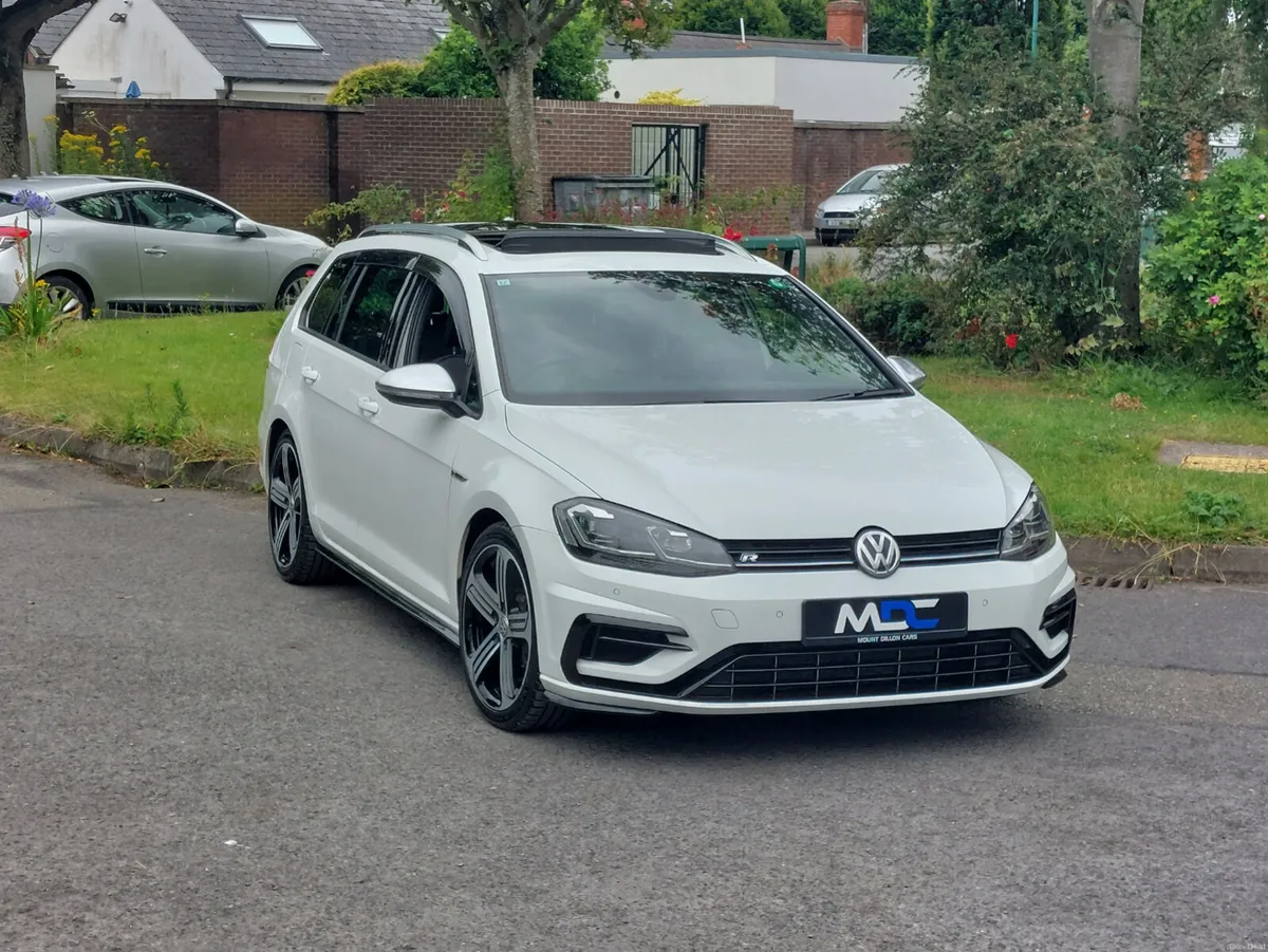 Volkswagen Golf R 7.5 **PAN ROOF** DSG 2017 - Image 2