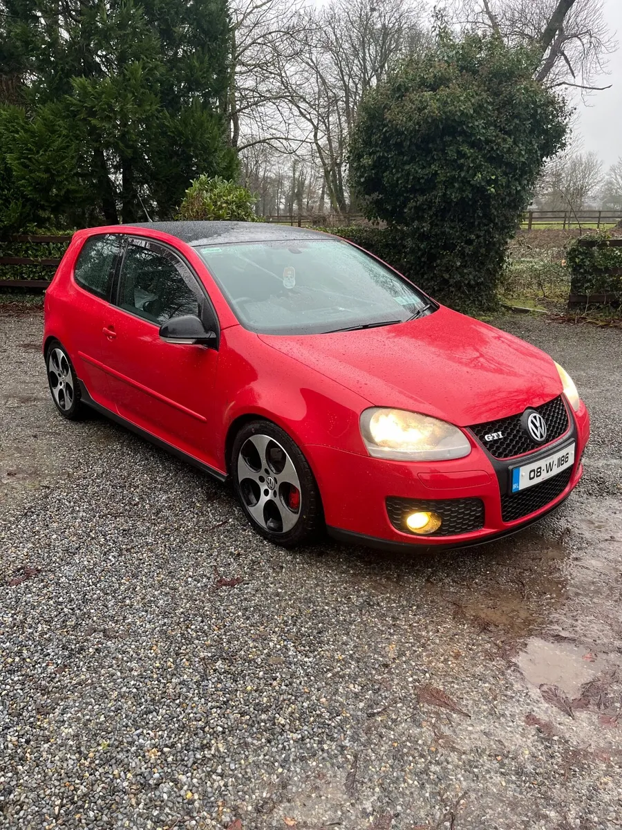 Volkswagen Golf GTI - Image 1