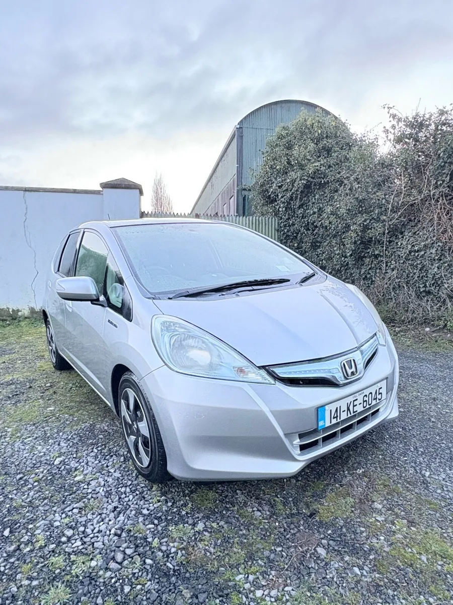 Honda Fit 2014 Automatic [NCT+Tax] - Image 3