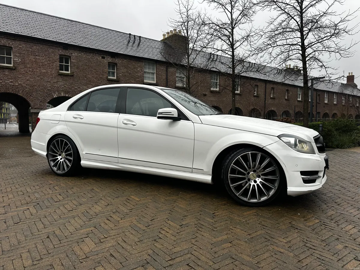 Mercedes-Benz C-Class 2013 2.1 Diesel Auto - Image 3