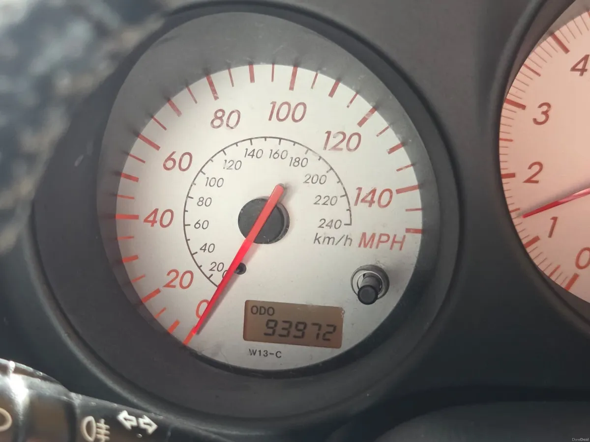 Toyota MR2 2006 - Image 2