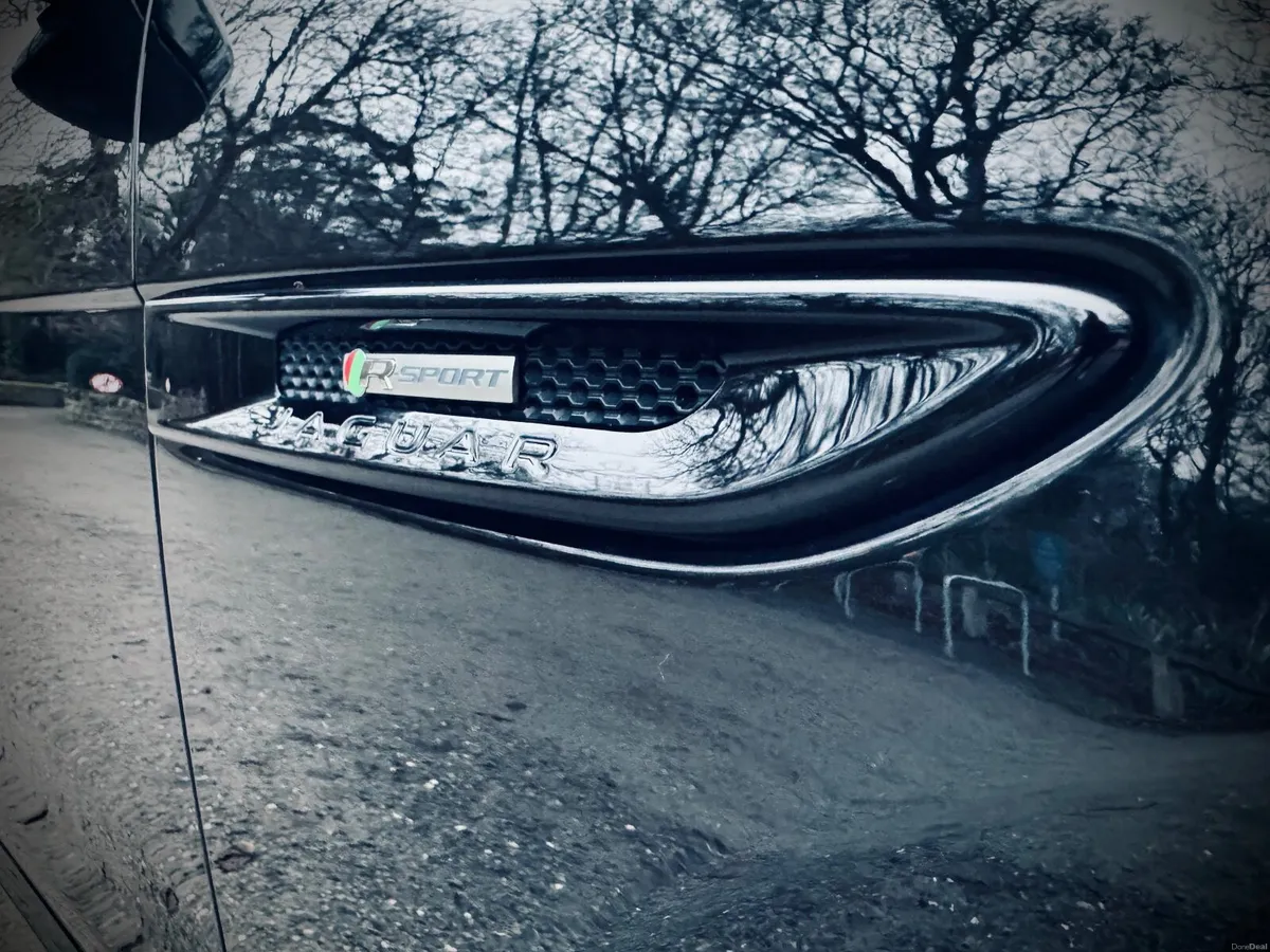 Jaguar F-Pace 2018 - Image 4