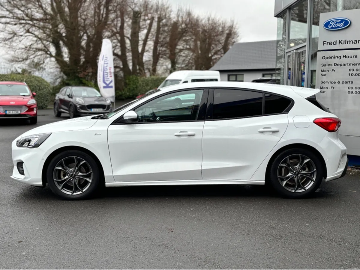 Ford Focus ST-LINE EDITION 5DR 1.0T1 1.0T125 MHE - Image 4