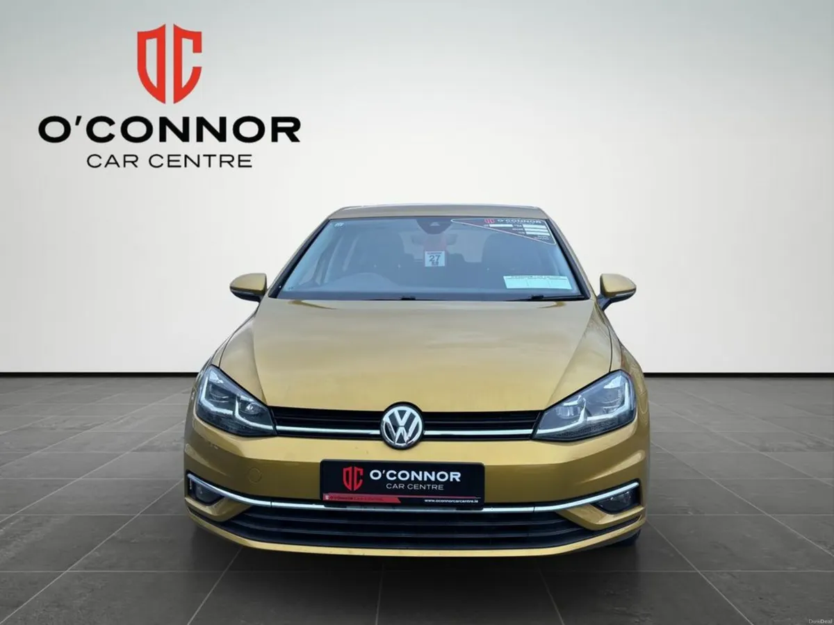 Volkswagen Golf Bright, bold and impossible to ign - Image 3