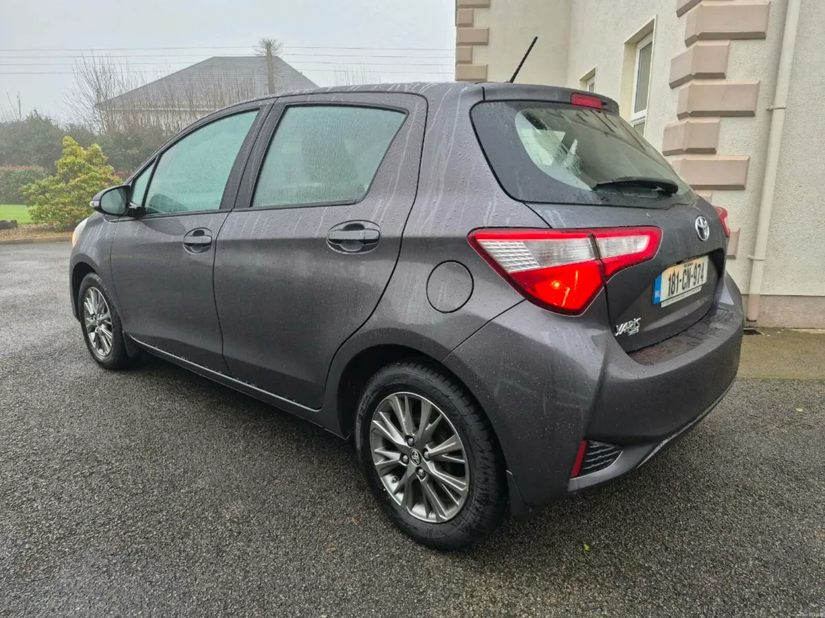 2018 Toyota Yaris 1.0lt Luna Grade 1 owner from ne - Image 2