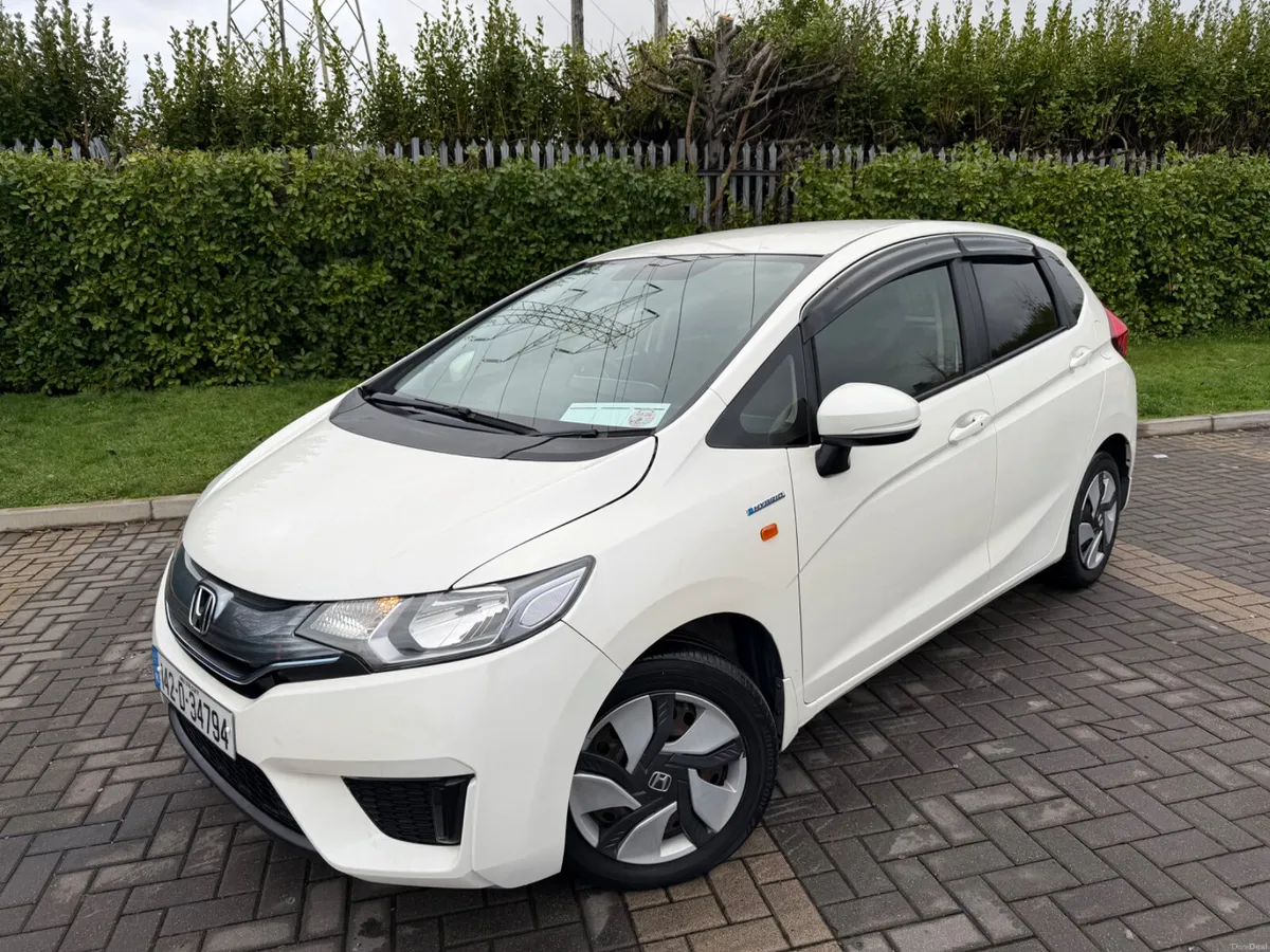 Honda Fit 2014 hybrid Automatic - Image 2