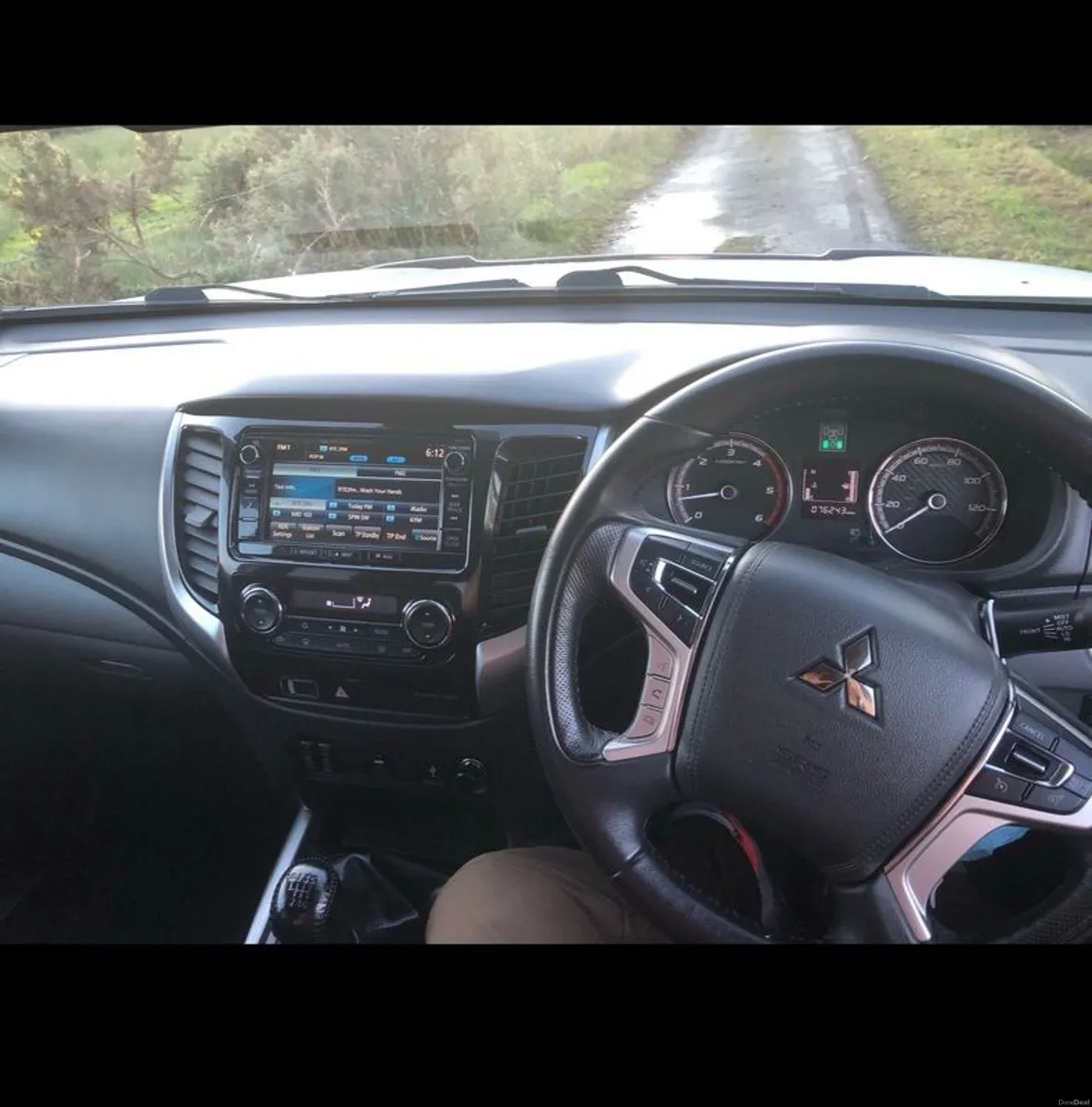 2017 Mitsubishi L200 - Image 2