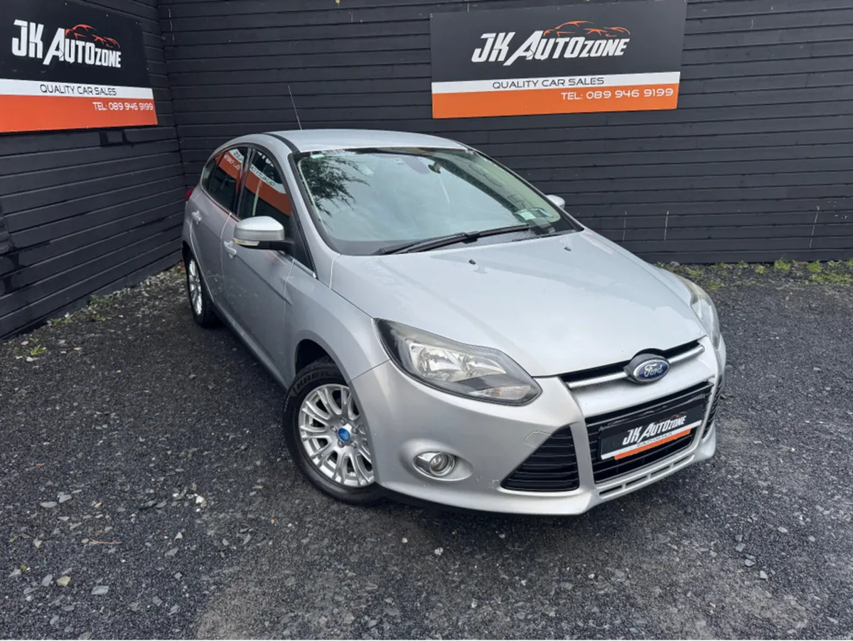 Ford Focus TITANIUM 1.6 TDCI 5DR - Image 1