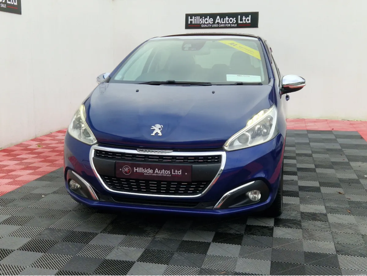 Peugeot 208 ALLURE 1.2 PETROL 5DR AUTOMATIC - Image 2