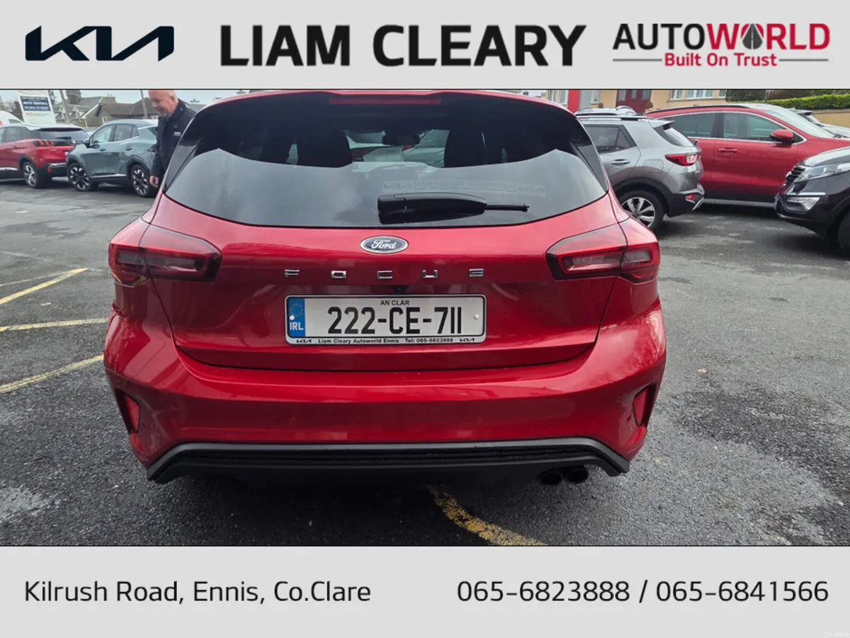 Ford Focus ST-LINE STYLE 5DR 1.0T 12 125 M6 4 - Image 3