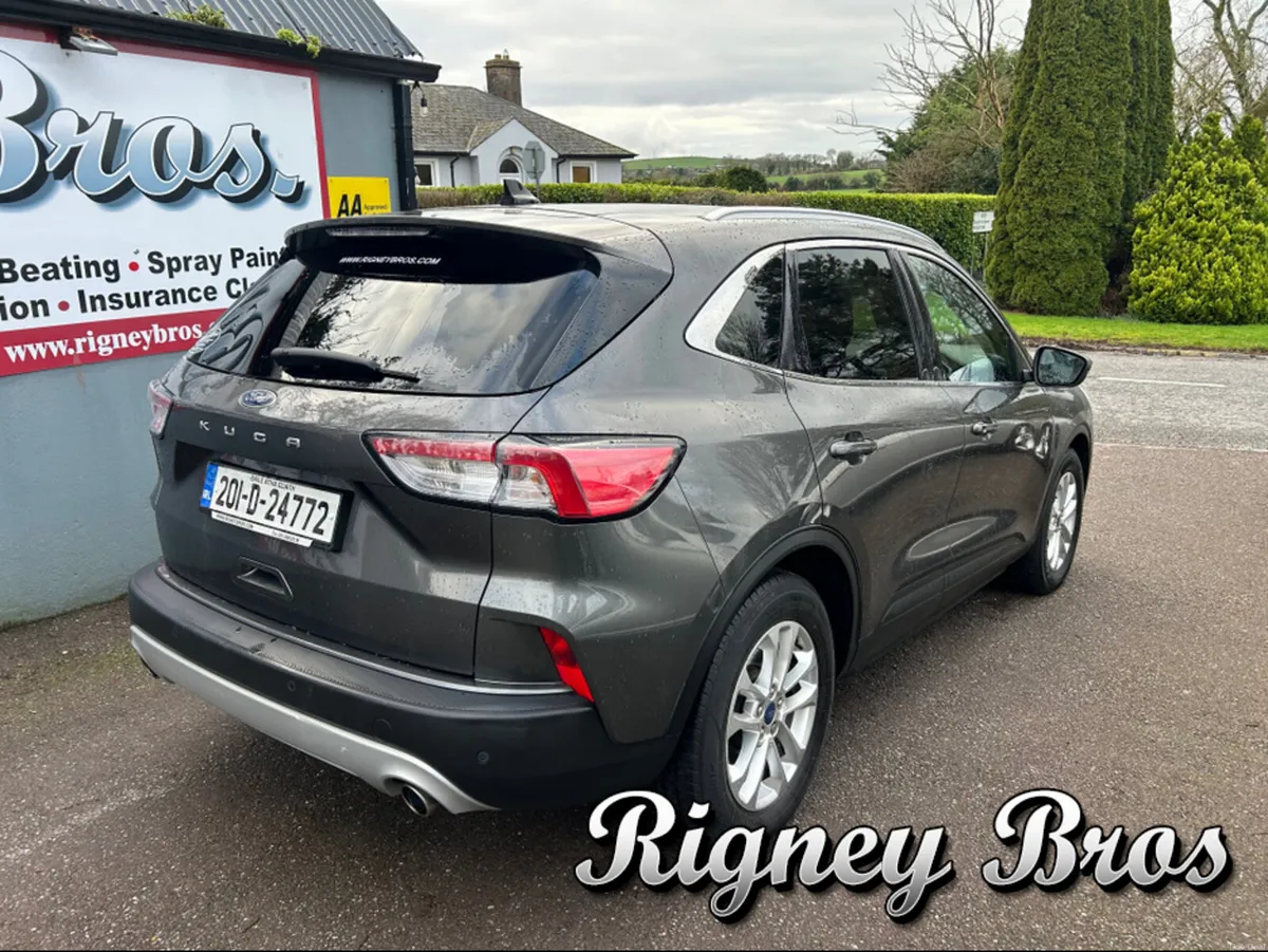 Ford Kuga TITANIUM 5DR 1.5 TD 120 S6.2 M6 F - Image 5