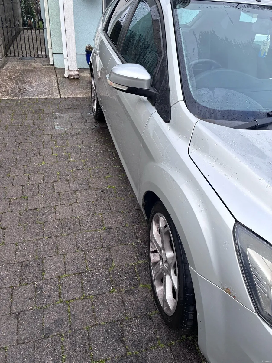 Ford Focus 1.6 Zetec NEW NCT/TAX - Image 3