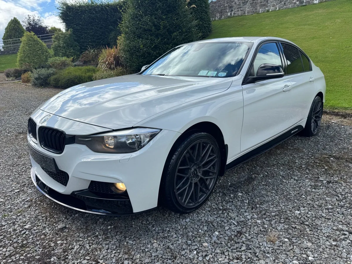 2013 bmw 320d - Image 3