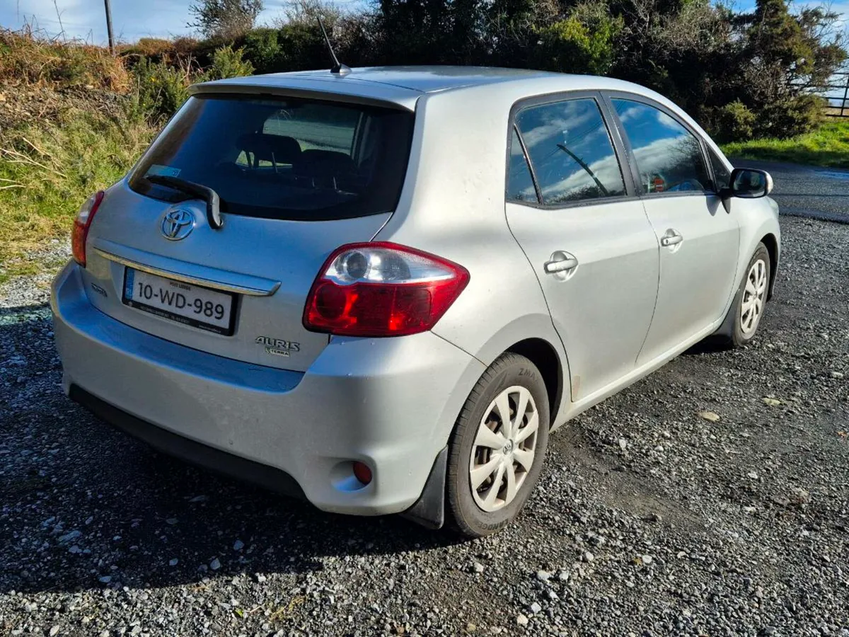 2010 Toyota Auris 1.4 D4D NCT 08/26 - Image 3