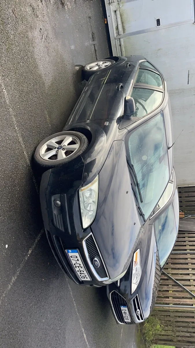 Ford focus auto high spec - Image 1