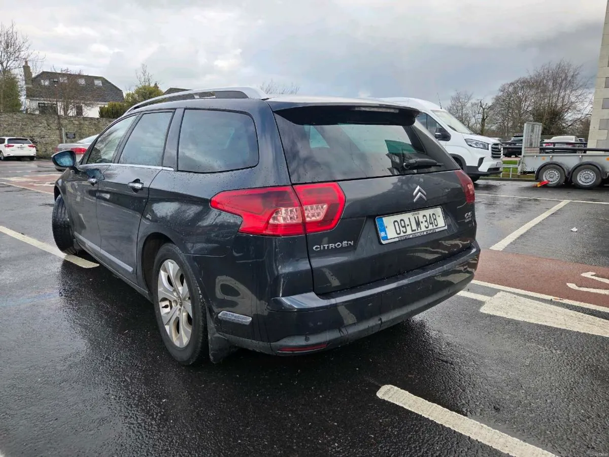 automatic 2.0 diesel 2009 citroen c5 estate - Image 2