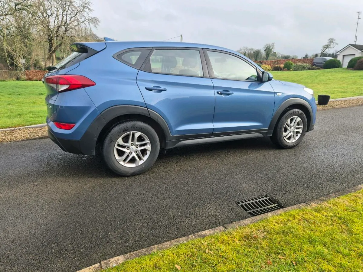 2015 Hyundai Tucson - Image 4