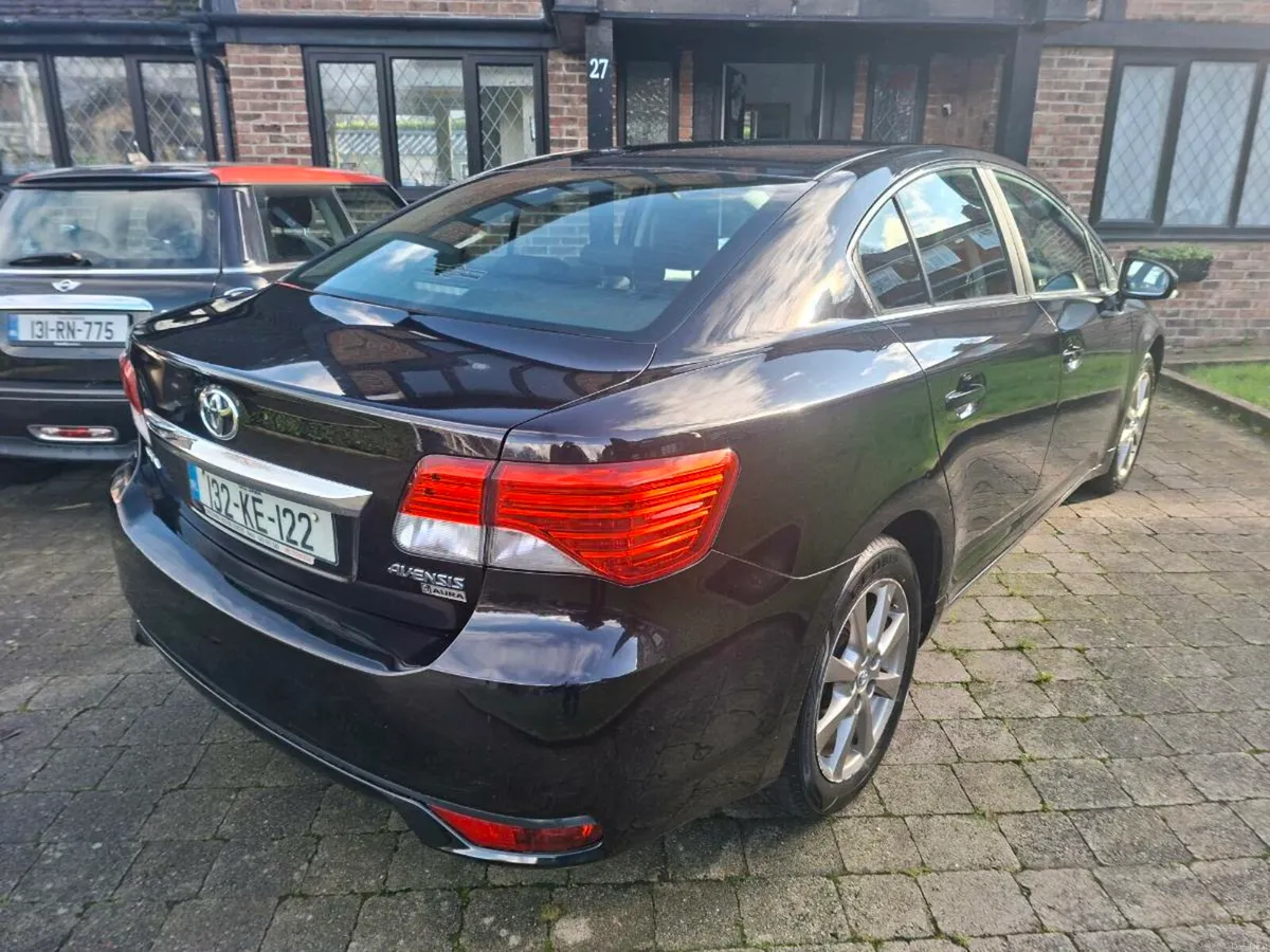 TOYOTA AVENSIS 2.0D SALOON BLACK 2013 - Image 3