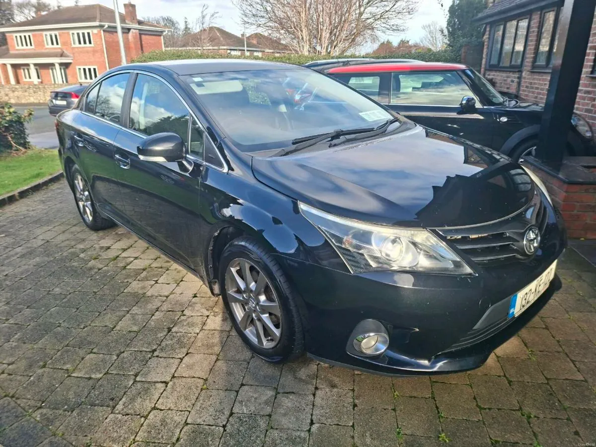 TOYOTA AVENSIS 2.0D SALOON BLACK 2013 - Image 1