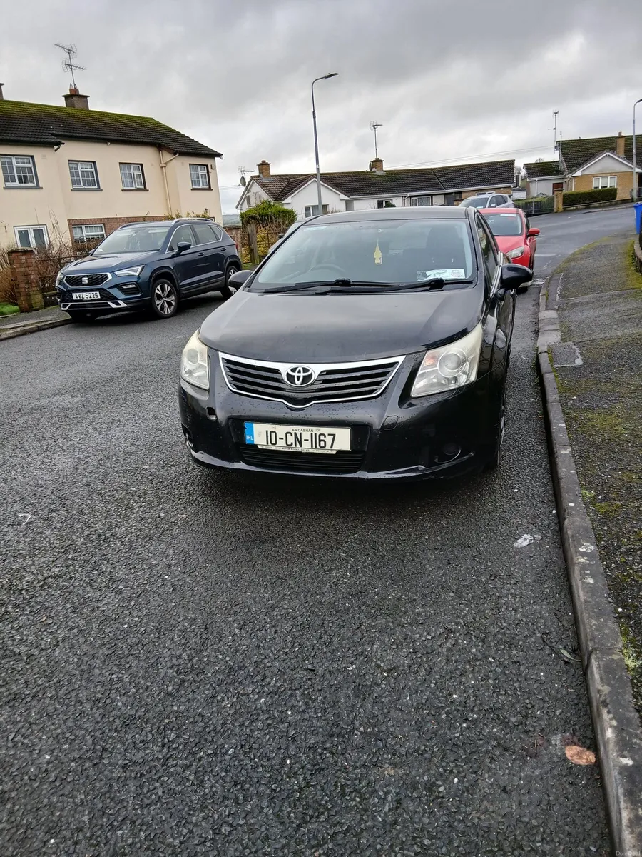 Toyota Avensis 2010 - Image 1