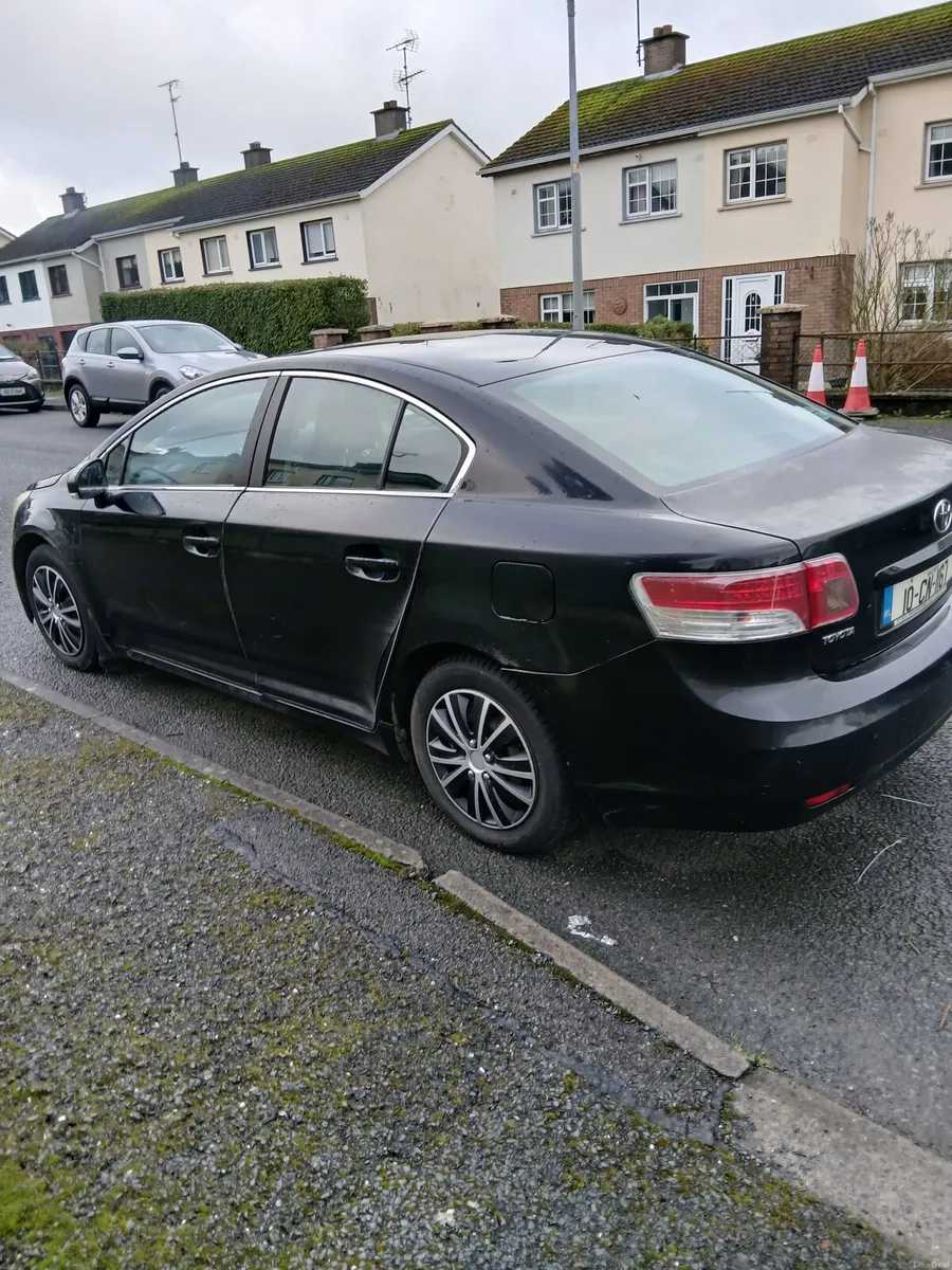 Toyota Avensis 2010 - Image 3