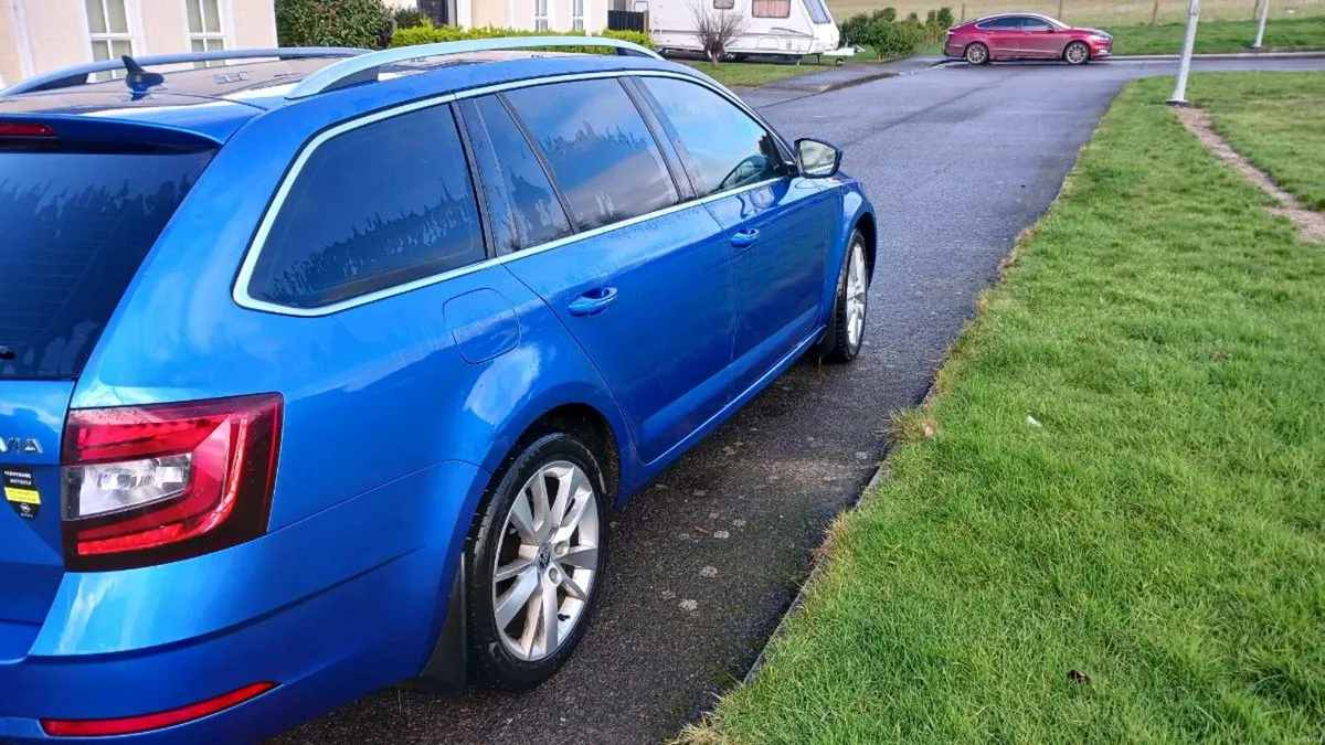 191 Skoda Octavia - Image 1