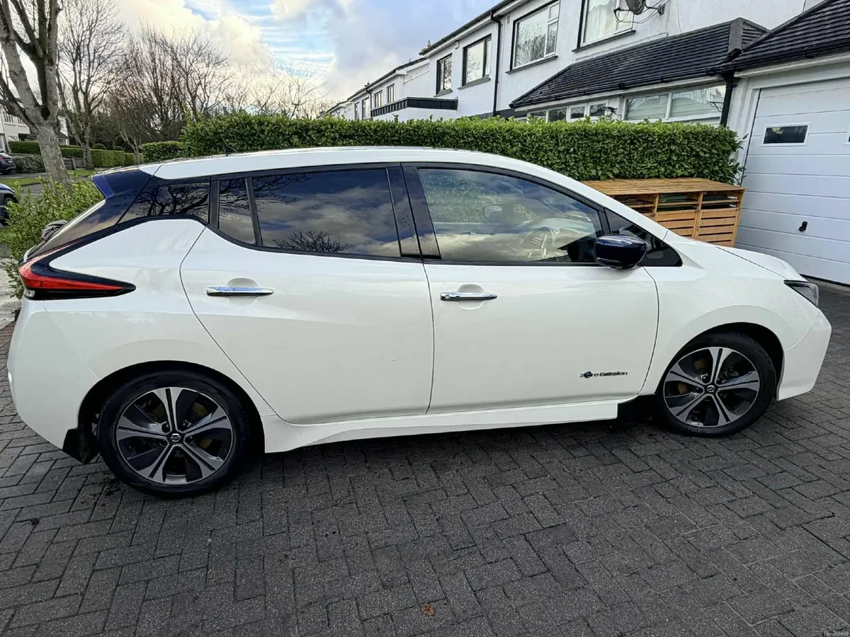 Nissan Leaf 2018 tekna- highest spec - Image 1