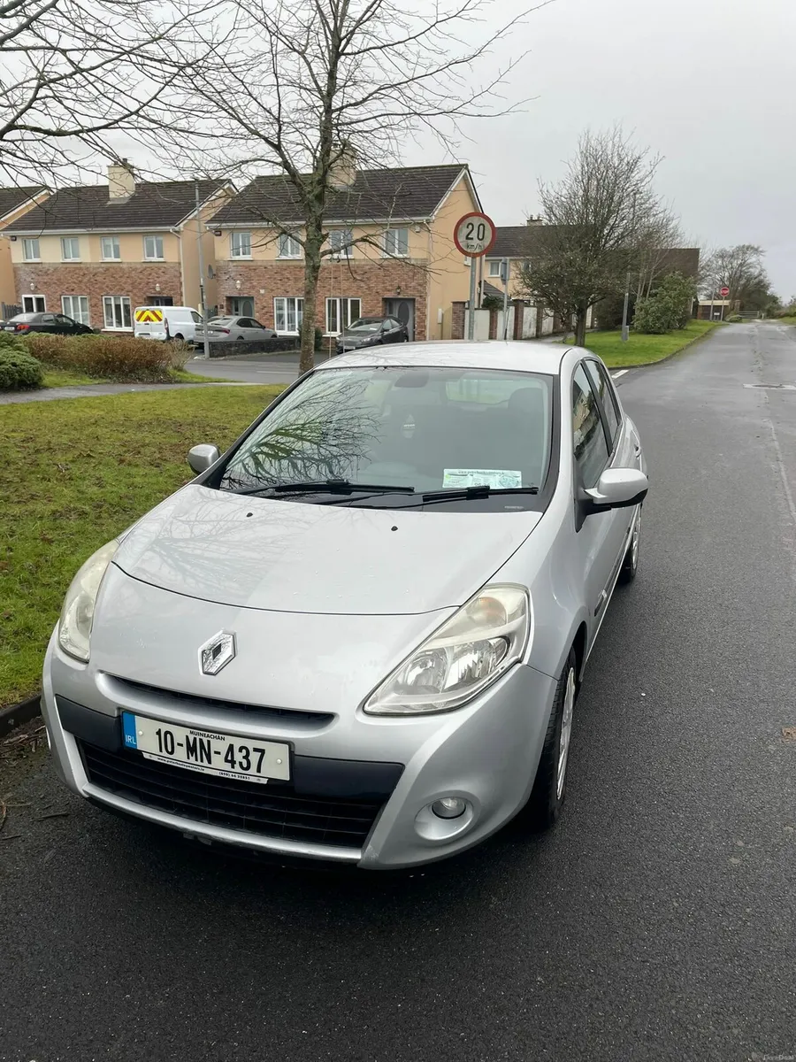 Renault Clio - Image 2