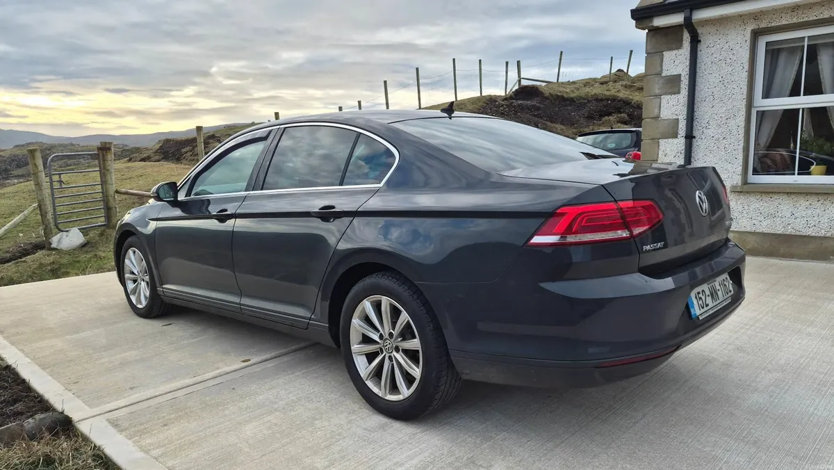 Volkswagen Passat 2015 - Image 4