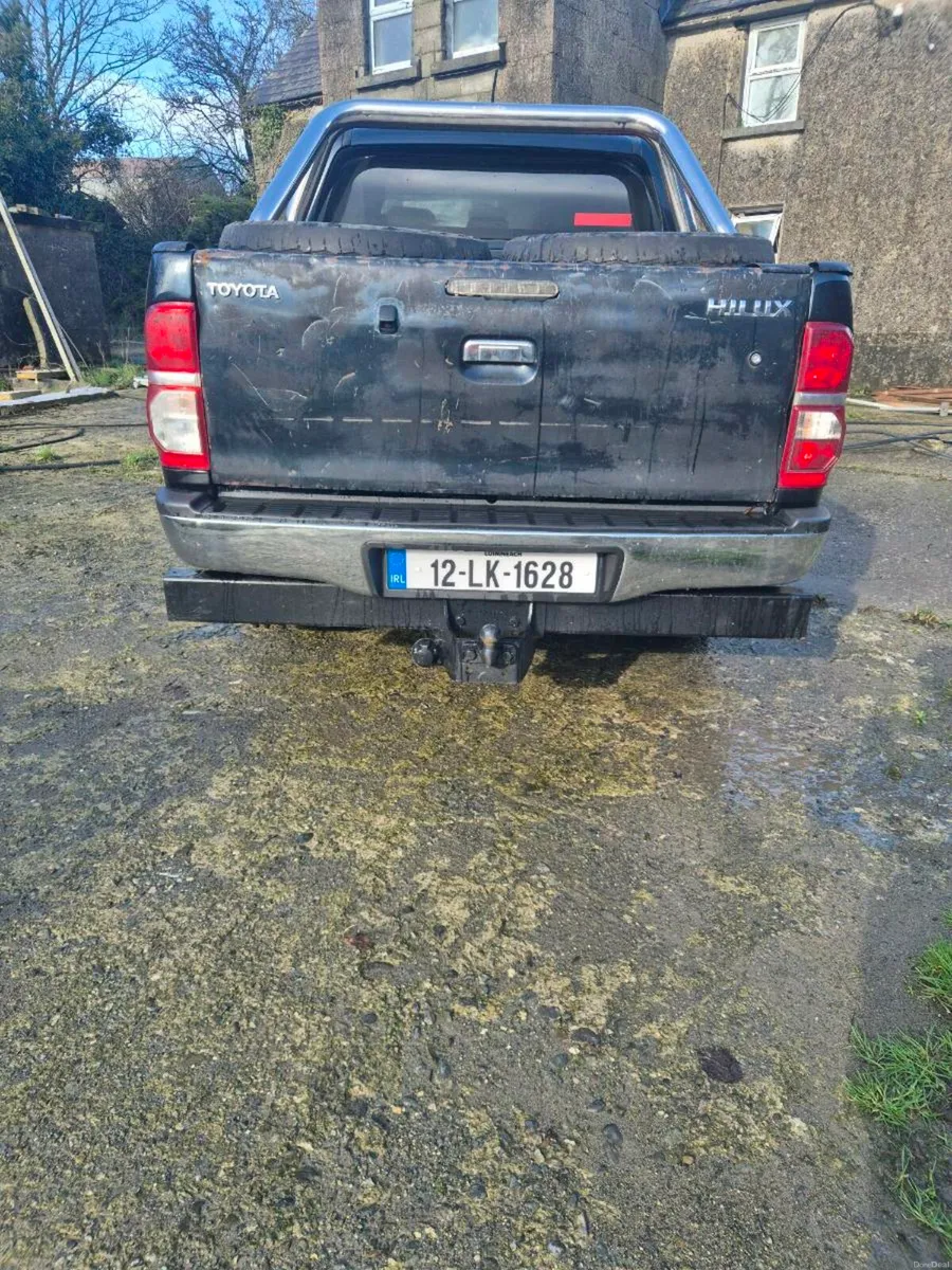 Toyota hilux - Image 2