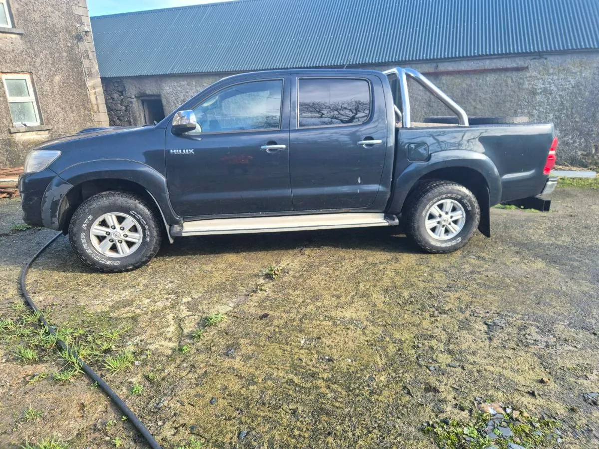 Toyota hilux - Image 1