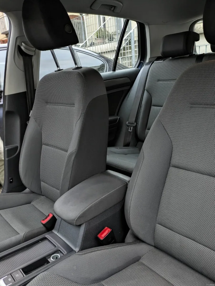 Volkswagen Golf 2013 - Image 4