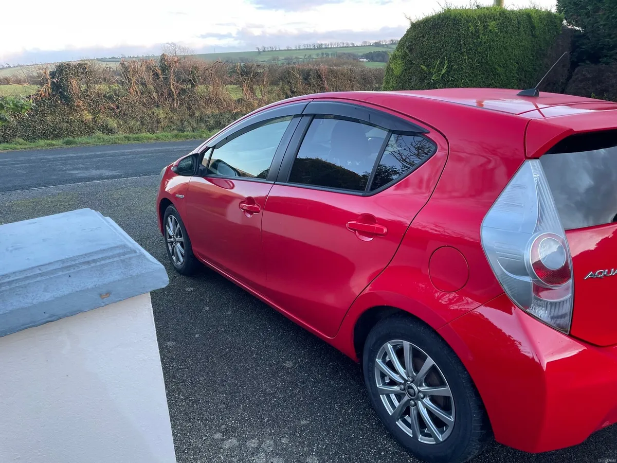 131 Toyota Aqua 1.5 hybrid auto - Image 2