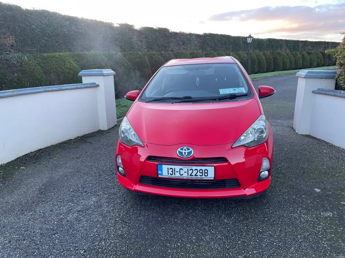 131 Toyota Aqua 1.5 hybrid auto - Image 4