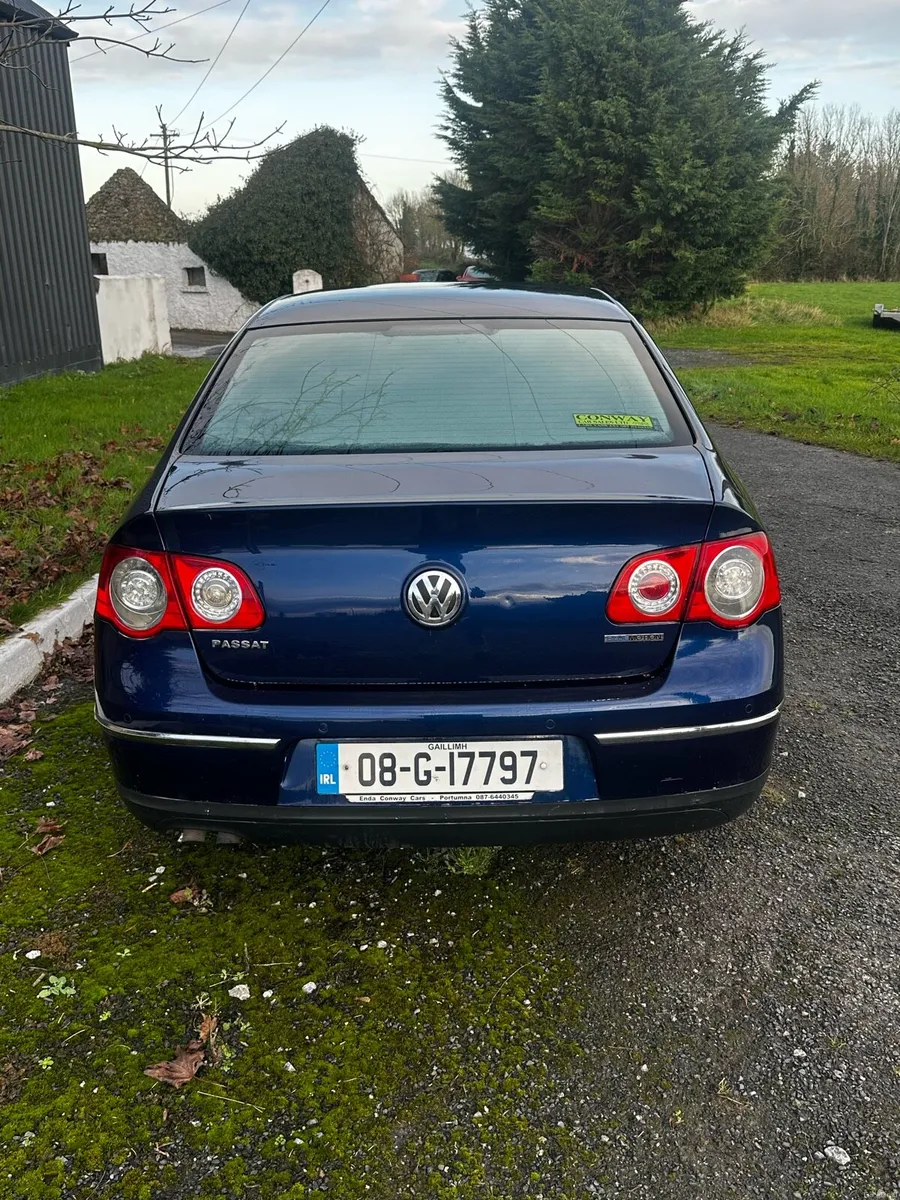 Volkswagen Passat - Image 3