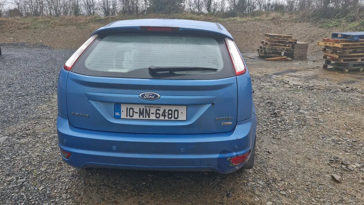 Ford Focus 2010 - Image 3